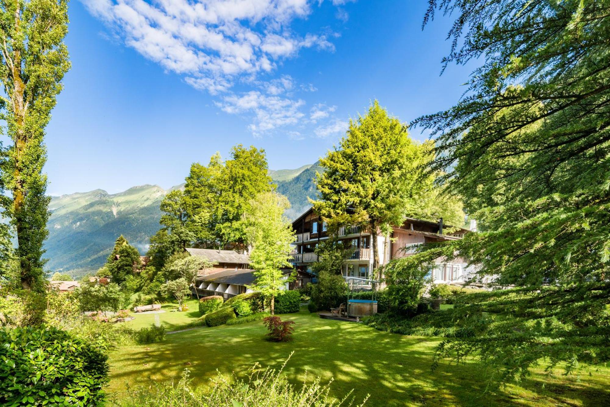 Hotel Lindenhof By Crossworld Ag Brienz  Bagian luar foto