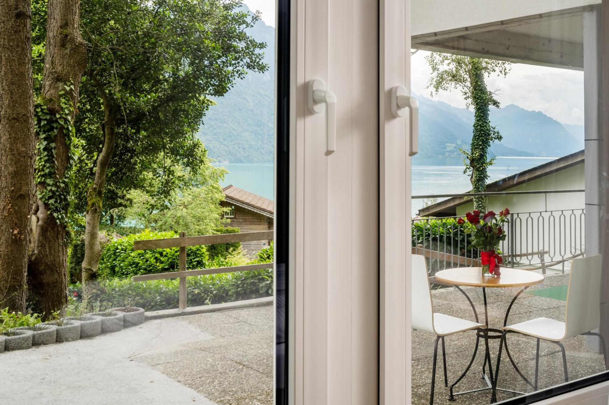 Hotel Lindenhof By Crossworld Ag Brienz  Bagian luar foto
